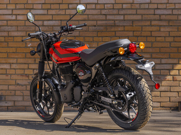 2026 Royal Enfield Hunter, красный - вид 5