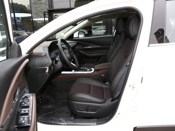 2026 Mazda CX-30 I, белый, 3103003 рублей - вид 9