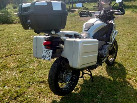 2012 Honda VFR 1200X (Crosstourer), серебристый, 875000 рублей, вид 4