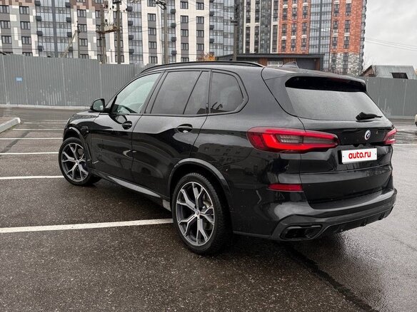 2022 BMW X5 30d IV (G05/G18), чёрный, 8350000 рублей - вид 10
