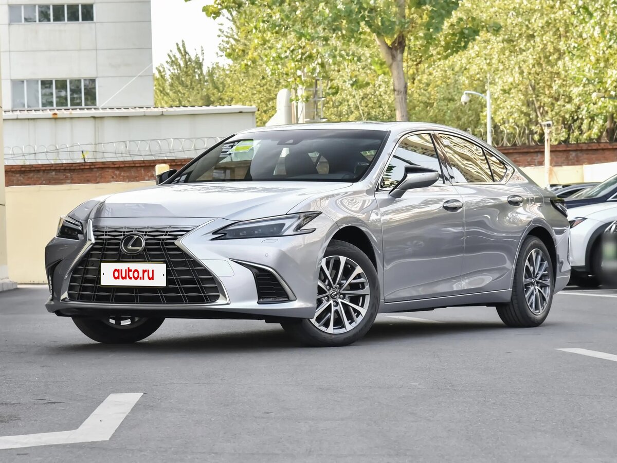 Открыть фотографии: Lexus ES VII Рестайлинг 2