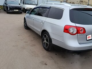 2010 Volkswagen Passat B6, серебристый, 1300000 рублей, вид 5