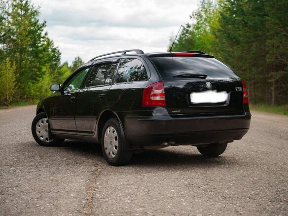 2008 Skoda Octavia II (A5), чёрный - вид 1