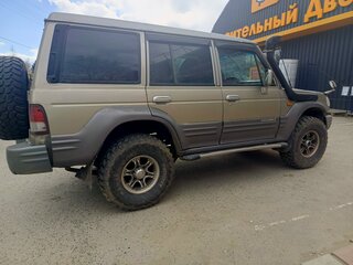 2002 Hyundai Galloper II, серый, 650000 рублей, вид 4