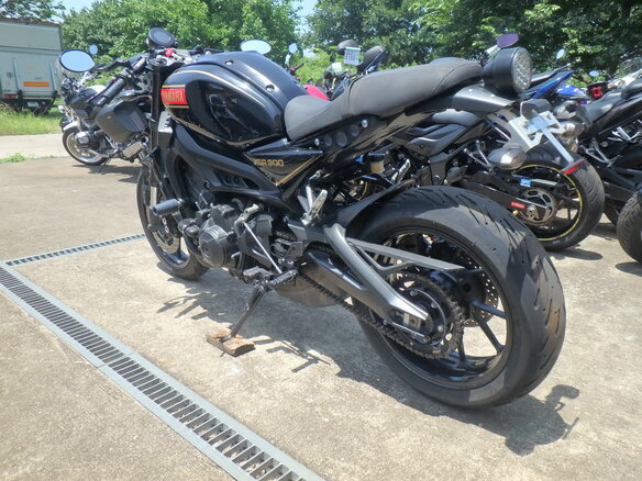 2016 Yamaha XSR900, чёрный, 660000 рублей - вид 4