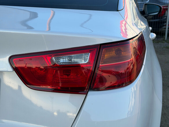 2015 Kia Optima III Рестайлинг, белый, 1210000 рублей - вид 9
