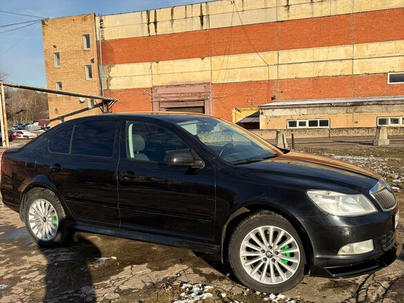 2011 Skoda Octavia II (A5) Рестайлинг, чёрный, 575000 рублей - вид 6