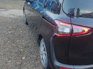 2015 Toyota Sienta II, чёрный, 1430000 рублей, вид 3