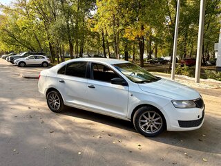 2017 Skoda Rapid I, белый, 550000 рублей, вид 3