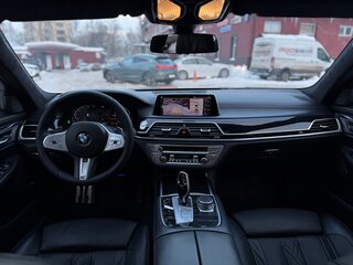 2020 BMW 7 серии 740d xDrive VI (G11/G12) Рестайлинг, серый, 6200000 рублей, вид 4