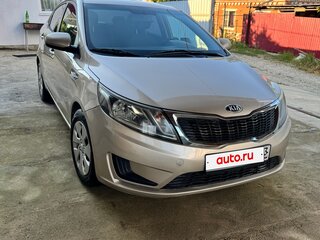 2014 Kia Rio III, бежевый, 930000 рублей, вид 2