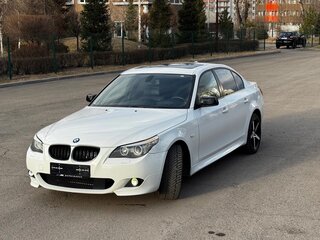 2005 BMW 5 серии 530xi V (E60/E61), белый, 1400000 рублей, вид 2