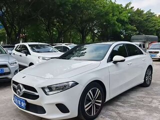 2022 Mercedes-Benz A-Класс 180 Long IV (W177) Рестайлинг, белый, 1770000 рублей, вид 1