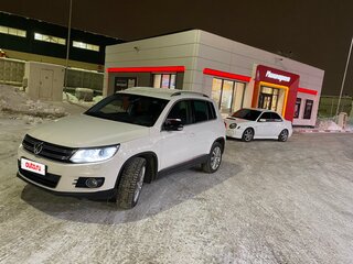 2013 Volkswagen Tiguan I Рестайлинг, белый, 1540000 рублей, вид 4