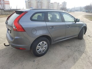 2016 Volvo XC60 I Рестайлинг, серый, 1600000 рублей, вид 3