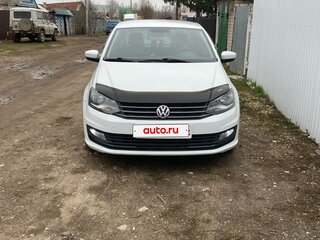 2015 Volkswagen Polo V Рестайлинг, белый, 750000 рублей, вид 1