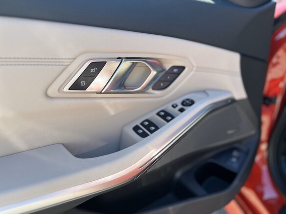 2022 BMW 3 серии M340i xDrive VII (G2x) Рестайлинг, красный, 8200000 рублей - вид 24