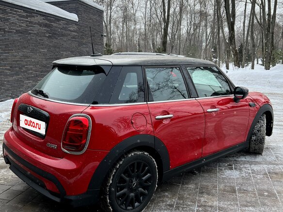 2021 Mini Hatch Cooper III (F55/F56) Рестайлинг 2, красный, 1999999 рублей - вид 6