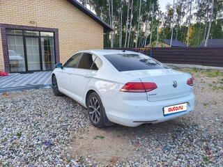 2017 Volkswagen Passat B8, белый, 1540000 рублей, вид 4