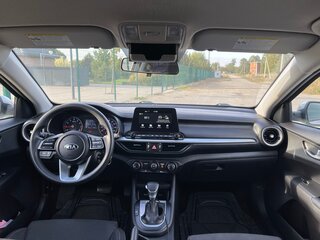 2020 Kia Forte III, серебристый, 1750000 рублей, вид 5
