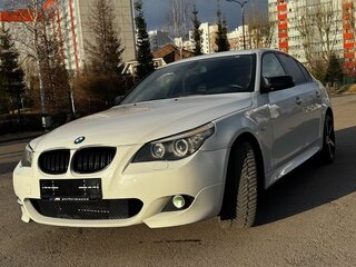 2005 BMW 5 серии 530xi V (E60/E61), белый, 1400000 рублей, вид 1