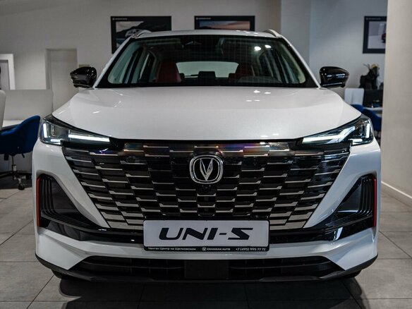 2025 Changan UNI-S I, белый, 3179900 рублей - вид 5