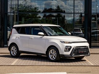 2021 Kia Soul III, белый, 1555000 рублей, вид 3