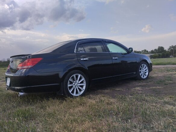 2008 Toyota Avalon III Рестайлинг, чёрный, 950000 рублей