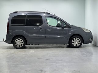 2012 Peugeot Partner II Рестайлинг, серый, 600000 рублей, вид 4