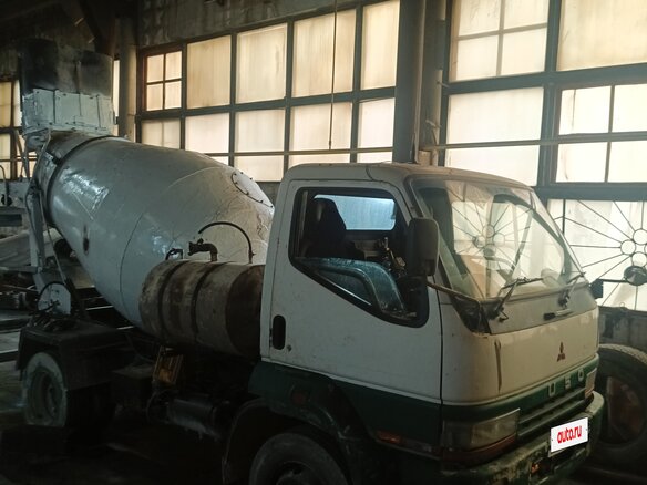 1996 Mitsubishi MF61D, белый, 2500000 рублей - вид 1