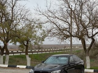 2013 BMW 7 серии Long 740Li xDrive V (F01/F02/F04) Рестайлинг, чёрный, 2250000 рублей, вид 1