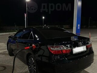 2016 Toyota Camry VII (XV50) Рестайлинг, чёрный, 1870000 рублей, вид 4