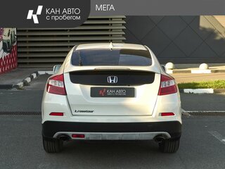2014 Honda Crosstour I Рестайлинг, белый, 1700000 рублей, вид 4