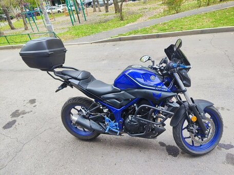 2017 Yamaha MT-03, синий, 430000 рублей, вид 2
