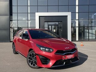 2021 Kia Ceed III Рестайлинг, красный, 2420000 рублей, вид 1
