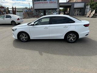 2023 Geely Emgrand II, белый, 1800000 рублей, вид 4