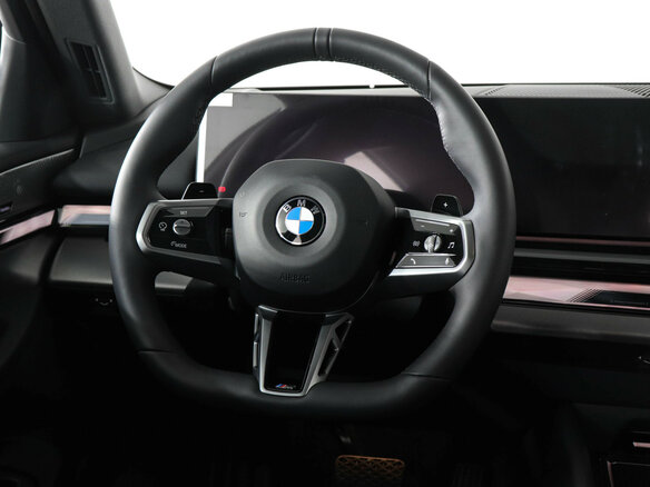 2025 BMW 5 серии Long 530Li xDrive VIII (G60/G61/G68), чёрный, 8550000 рублей - вид 12