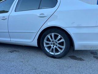 2012 Skoda Octavia II (A5) Рестайлинг, белый, 770000 рублей, вид 5