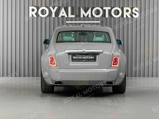 2023 Rolls-Royce Phantom VIII Рестайлинг (Series II), серый, 56000000 рублей, вид 4