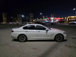 2016 BMW 5 серии 520d VI (F10/F11/F07) Рестайлинг, белый, 2050000 рублей, вид 3