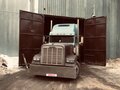 2000 Freightliner FLD, голубой, 2500000 рублей - вид 11