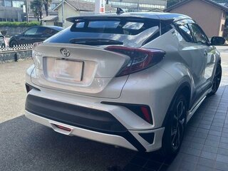 2023 Toyota C-HR I Рестайлинг, белый, 1619000 рублей, вид 5