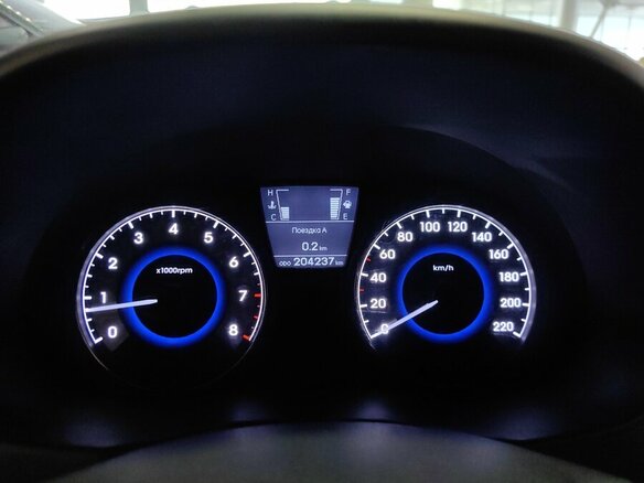 2011 Hyundai Solaris I, серый - вид 9