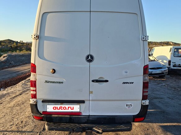 2012 Mercedes-Benz Sprinter, белый, 2300000 рублей - вид 18