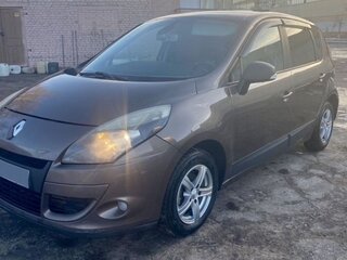 2010 Renault Scenic III, коричневый, 650000 рублей, вид 2