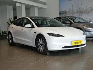 2025 Tesla Model 3 Long Range I Рестайлинг, белый, 8366500 рублей, вид 3