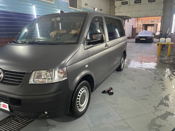 2003 Volkswagen Transporter T5, серый, 1600000 рублей - вид 3