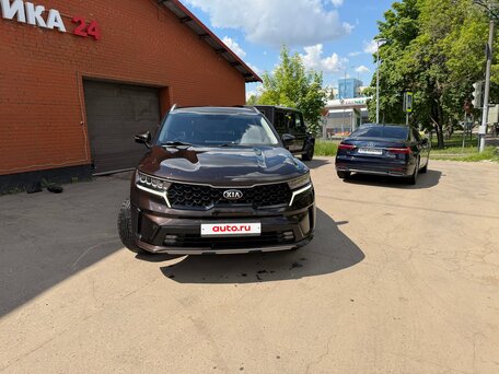 2020 Kia Sorento IV, коричневый, 2700000 рублей, вид 3