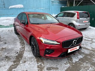 2020 Volvo S60 III, красный, 2350000 рублей, вид 1