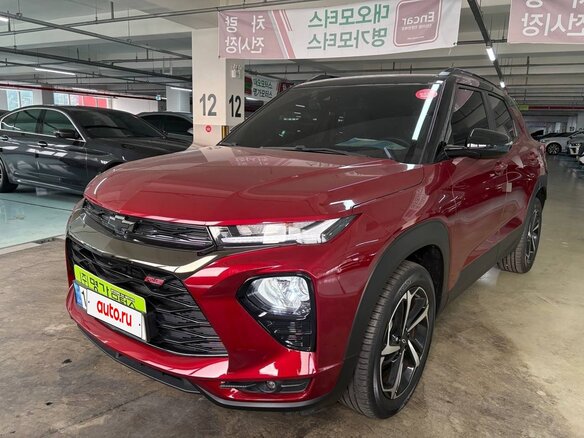 2022 Chevrolet TrailBlazer III, пурпурный, 1550000 рублей